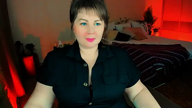 CrystaalStaar online show from February 2026 08:18:01 PM