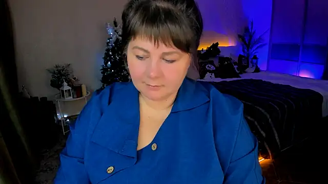 Snapshot of CrystaalStaar chatting on December 2025 12:10:01 PM CrystaalStaar online show from December 2025 12:10:01 PM