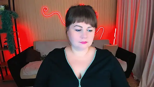 CrystaalStaar online show from October 2025 08:30:01 PM