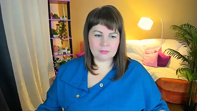 CrystaalStaar online show from September 2025 07:08:02 PM