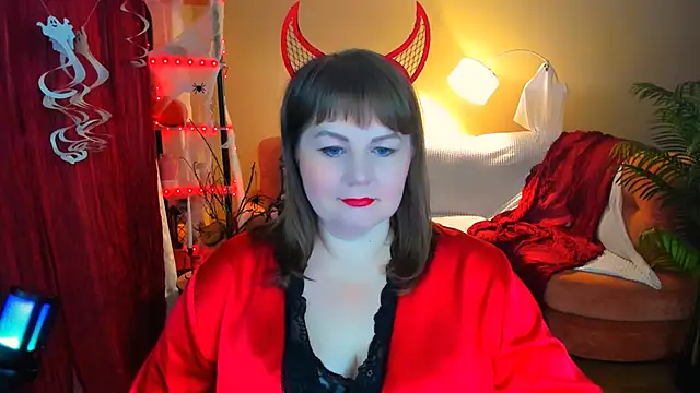 Snapshot of CrystaalStaar chatting on October 2025 08:28:02 PM CrystaalStaar online show from October 2025 08:28:02 PM