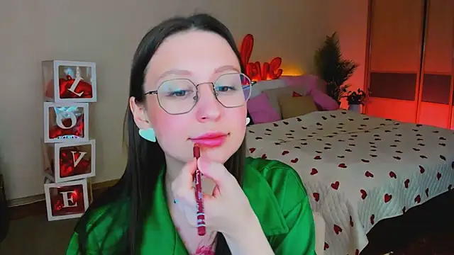 YourLovellyStory online show from February 2026 11:42:02 AM