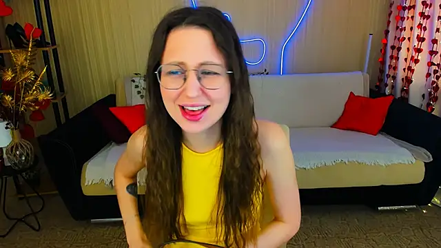 YourLovellyStory online show from March 2026 12:20:02 PM