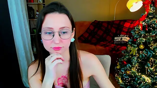 YourLovellyStory online show from January 2026 11:17:02 AM