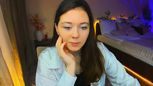 AlluringLookk online show from November 2025 09:13:01 AM