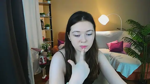 AlluringLookk online show from November 2025 09:08:01 AM