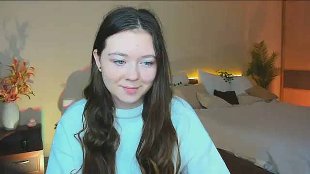 AlluringLookk online show from October 2025 04:14:01 AM