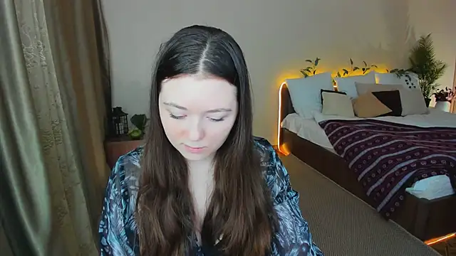 AlluringLookk online show from February 2026 09:27:02 AM