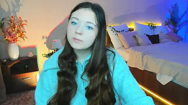 AlluringLookk online show from October 2025 04:37:02 AM