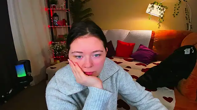 AlluringLookk online show from April 2026 04:31:02 AM