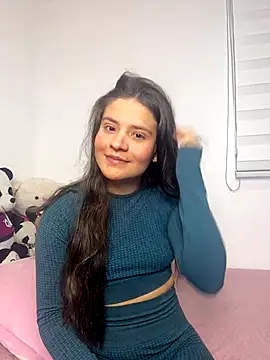 Emilyybennet  online show from September 2025 09:21:02 PM