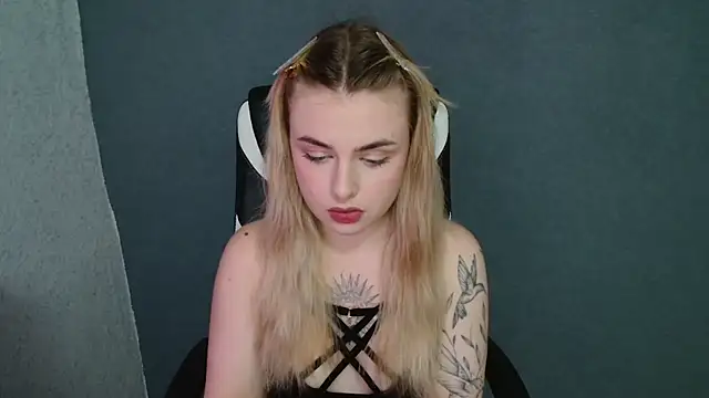 AngelicaHollywood online show from September 2025 09:11:01 PM