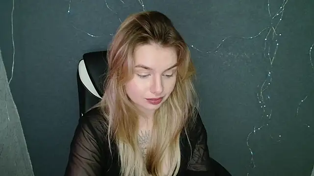 AngelicaHollywood online show from November 2025 09:14:01 PM