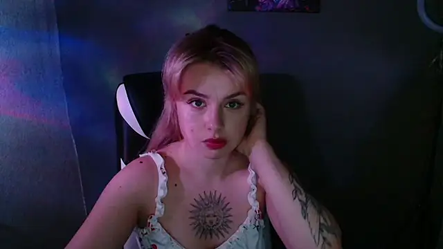 AngelicaHollywood online show from September 2025 07:43:02 PM