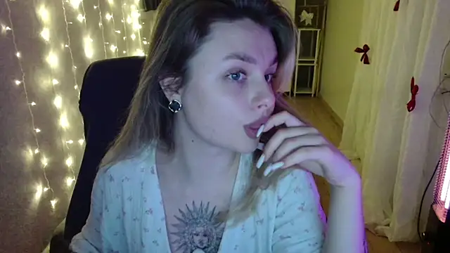 AngelicaHollywood online show from December 2025 08:20:01 PM