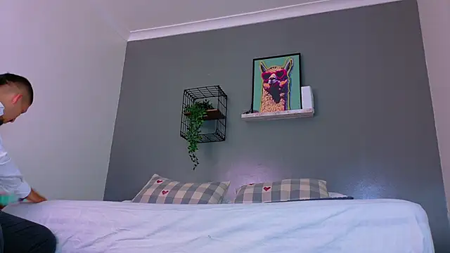 MrFox   online show from March 2026 07:26:02 PM