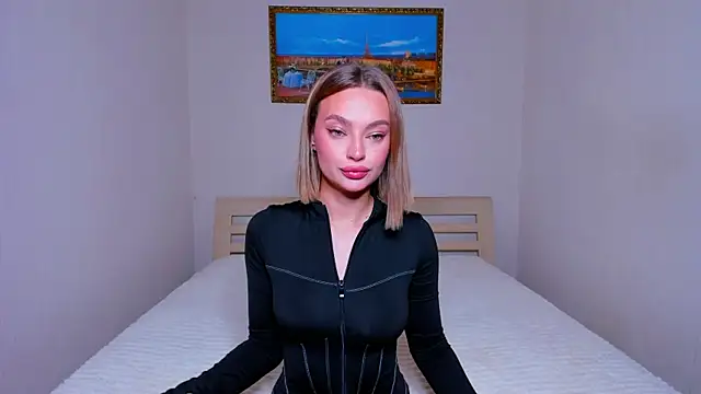Snapshot of OliviaReece chatting on June 2026 06:19:02 AM OliviaReece online show from June 2026 06:19:02 AM