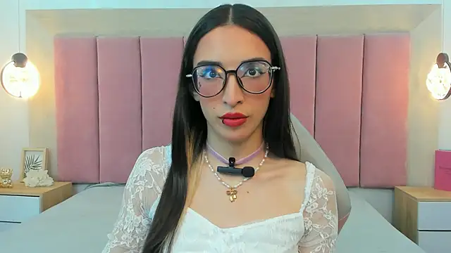 Emilia Bons online show from February 2026 08:53:02 PM