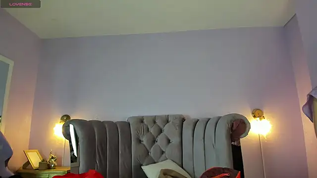 Emilia Bons online show from March 2026 02:39:01 AM