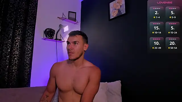 MarkSantozz online show from April 2026 09:16:02 PM