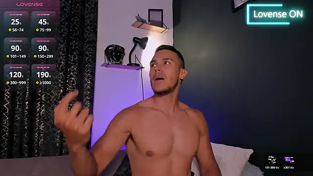 MarkSantozz online show from January 2026 09:09:01 PM