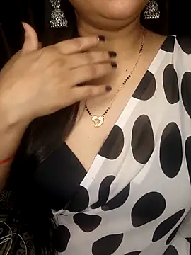 Snapshot of officialbhabhi chatting on September 2025 06:36:02 PM officialbhabhi online show from September 2025 06:36:02 PM