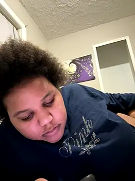 chocolate bella online show from December 2025 08:15:02 PM