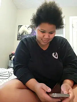 Snapshot of chocolate_bella chatting on January 2026 03:37:01 PM chocolate bella online show from January 2026 03:37:01 PM