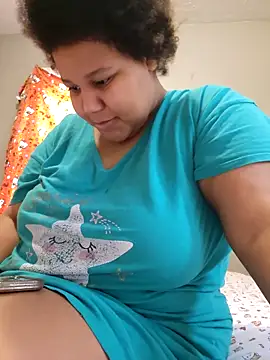 Snapshot of chocolate_bella chatting on December 2025 06:22:01 PM chocolate bella online show from December 2025 06:22:01 PM