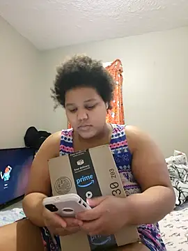 Snapshot of chocolate_bella chatting on January 2026 03:39:02 PM chocolate bella online show from January 2026 03:39:02 PM