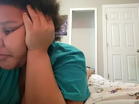 Snapshot of chocolate_bella chatting on January 2026 05:27:02 PM chocolate bella online show from January 2026 05:27:02 PM