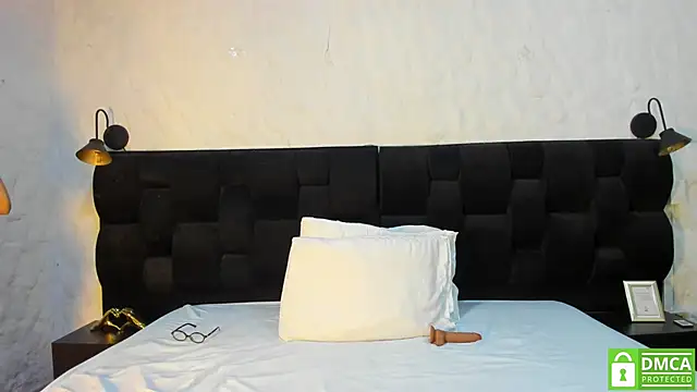 Snapshot of Ava_Bonny chatting on June 2026 03:06:02 AM Ava Bonny online show from June 2026 03:06:02 AM