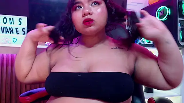 Lia Arellano online show from July 2026 03:00:02 AM