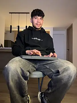 austin spears  online show from February 2026 04:01:02 AM