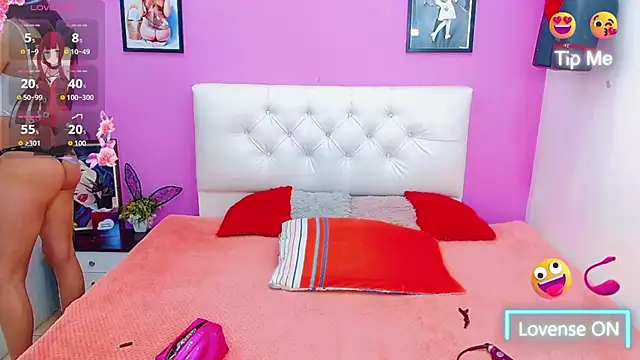 Snapshot of Azley_sweet chatting on October 2025 04:07:02 PM Azley sweet online show from October 2025 04:07:02 PM