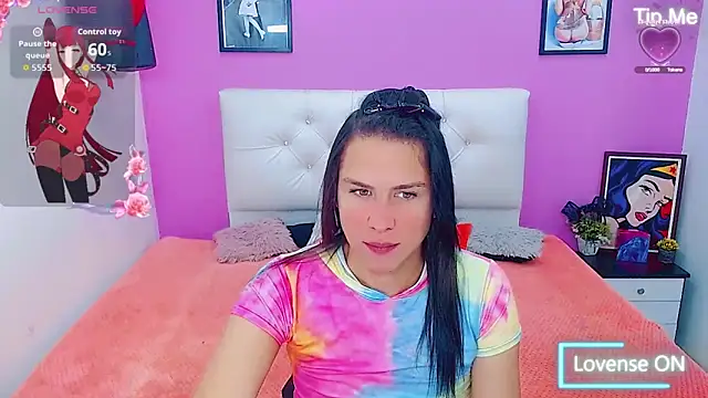 Snapshot of Azley_sweet chatting on October 2025 03:49:02 PM Azley sweet online show from October 2025 03:49:02 PM