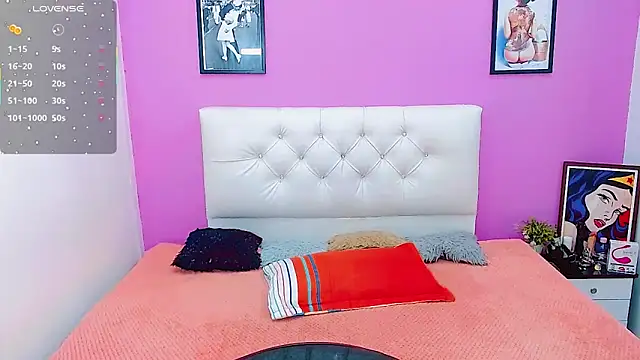 Snapshot of Azley_sweet chatting on September 2025 02:52:02 PM Azley sweet online show from September 2025 02:52:02 PM