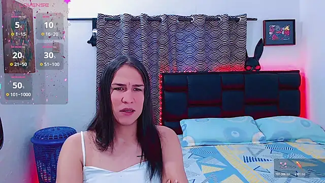 Snapshot of Azley_sweet chatting on February 2026 03:08:01 PM Azley sweet online show from February 2026 03:08:01 PM