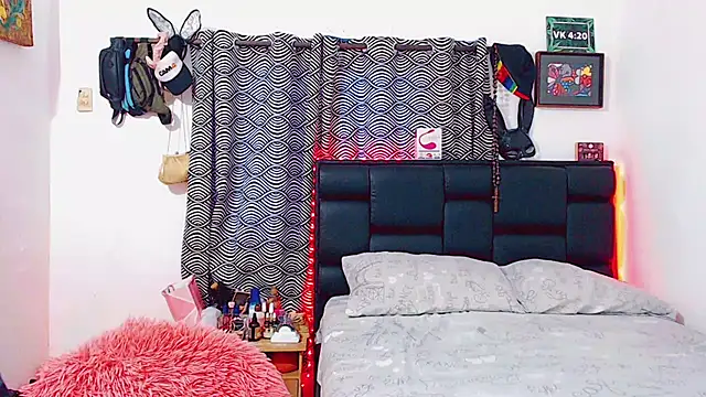 Snapshot of Azley_sweet chatting on November 2025 02:18:02 PM Azley sweet online show from November 2025 02:18:02 PM