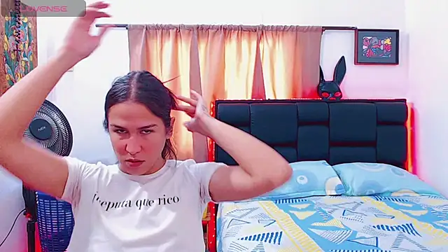 Snapshot of Azley_sweet chatting on January 2026 01:15:02 PM Azley sweet online show from January 2026 01:15:02 PM