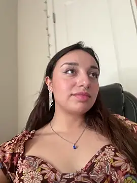 CharmingMaddie online show from January 2026 04:43:02 PM