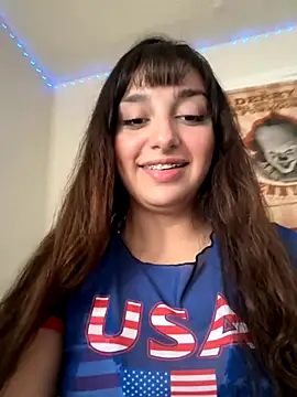 Snapshot of CharmingMaddie chatting on September 2025 07:08:02 PM CharmingMaddie online show from September 2025 07:08:02 PM