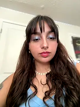 Snapshot of CharmingMaddie chatting on September 2025 05:59:02 PM CharmingMaddie online show from September 2025 05:59:02 PM