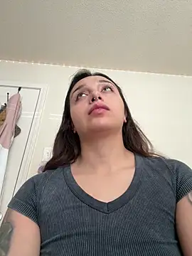 Snapshot of CharmingMaddie chatting on May 2026 03:56:02 PM CharmingMaddie online show from May 2026 03:56:02 PM