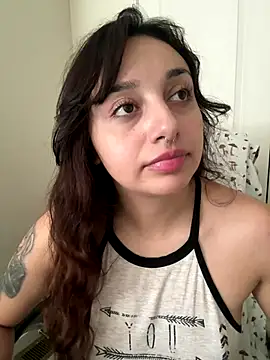 CharmingMaddie online show from December 2025 06:22:01 PM