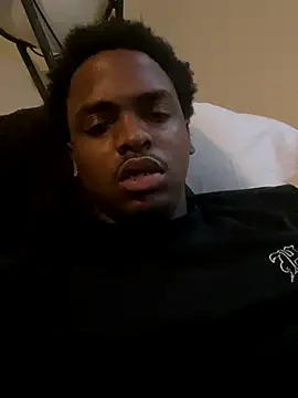 savagescott1 online show from November 2025 12:52:02 PM