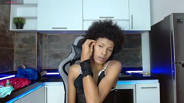 Violett Salvatore online show from January 2026 03:08:01 PM