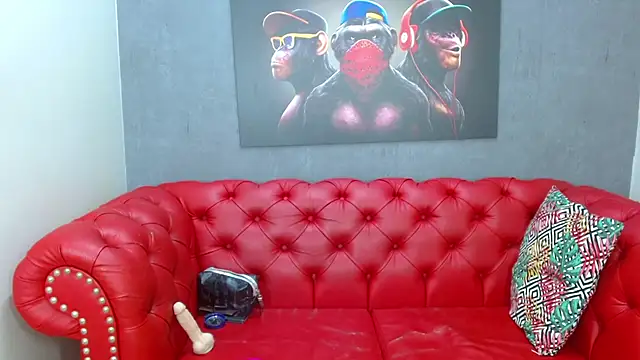 Violett Salvatore online show from November 2025 04:11:01 PM