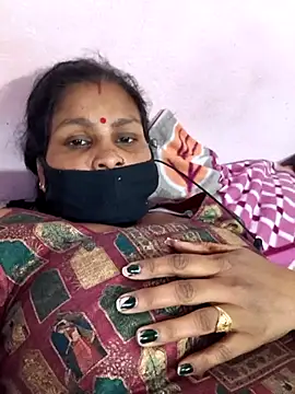 Love-pari077 online show from February 2026 02:35:02 PM