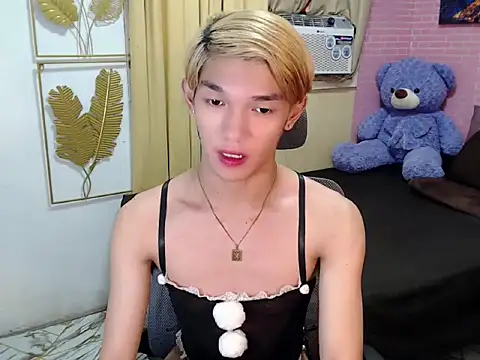 Snapshot of fuckerfriendsxx chatting on May 2026 05:49:01 PM fuckerfriendsxx online show from May 2026 05:49:01 PM